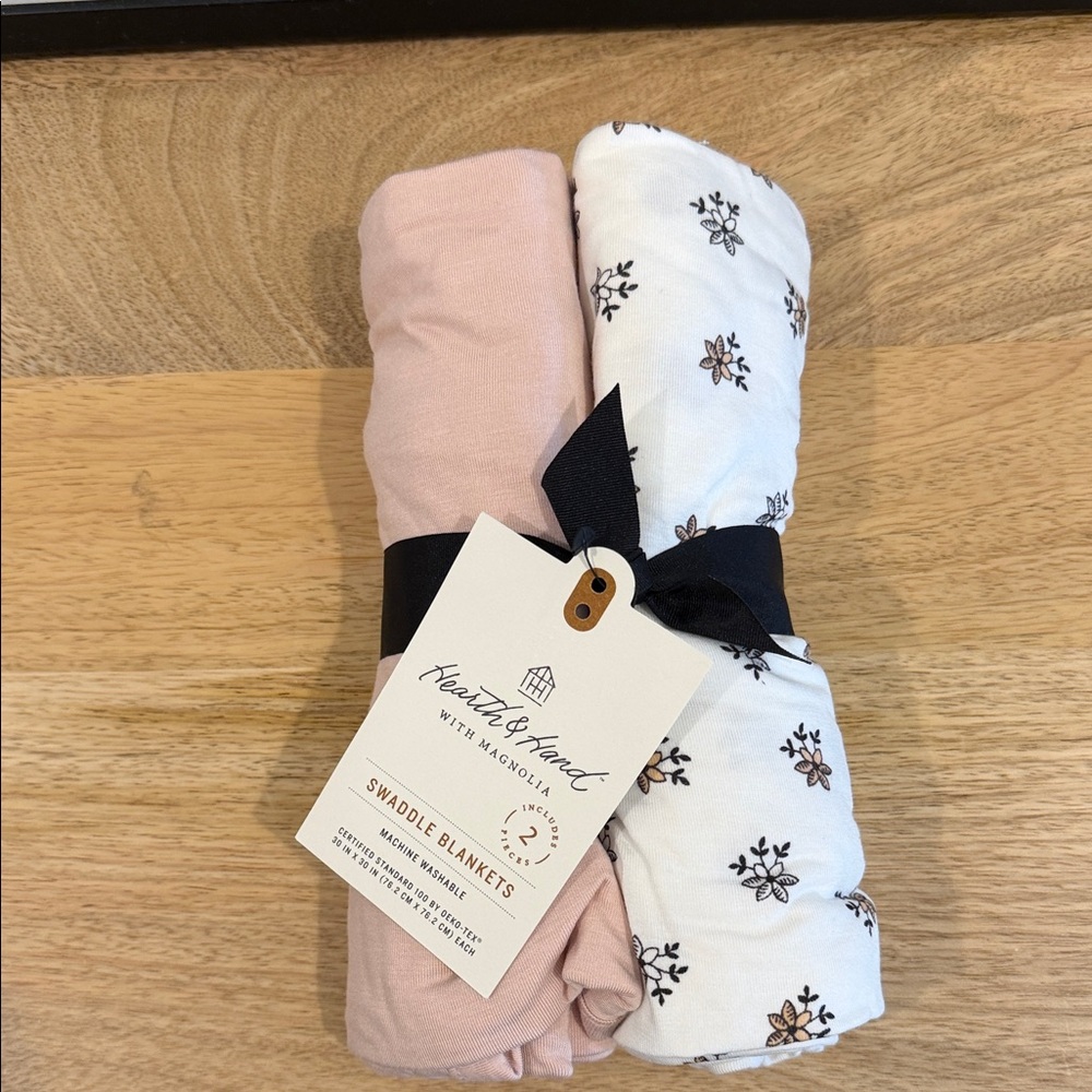Hearth & Hand Pink and White Floral Swaddle Blankets